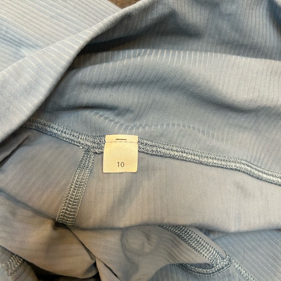 Lulu align ocean blue ribbed leggings - 10 - Picture 3 of 4